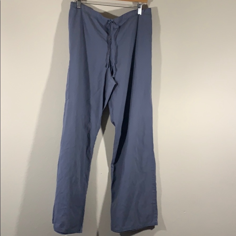 Grey sb scrub pants